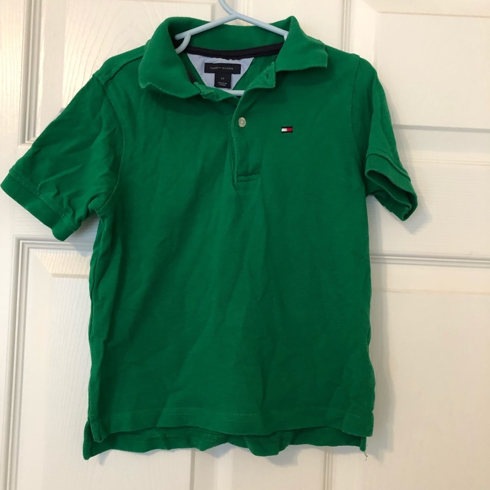 TH green polo